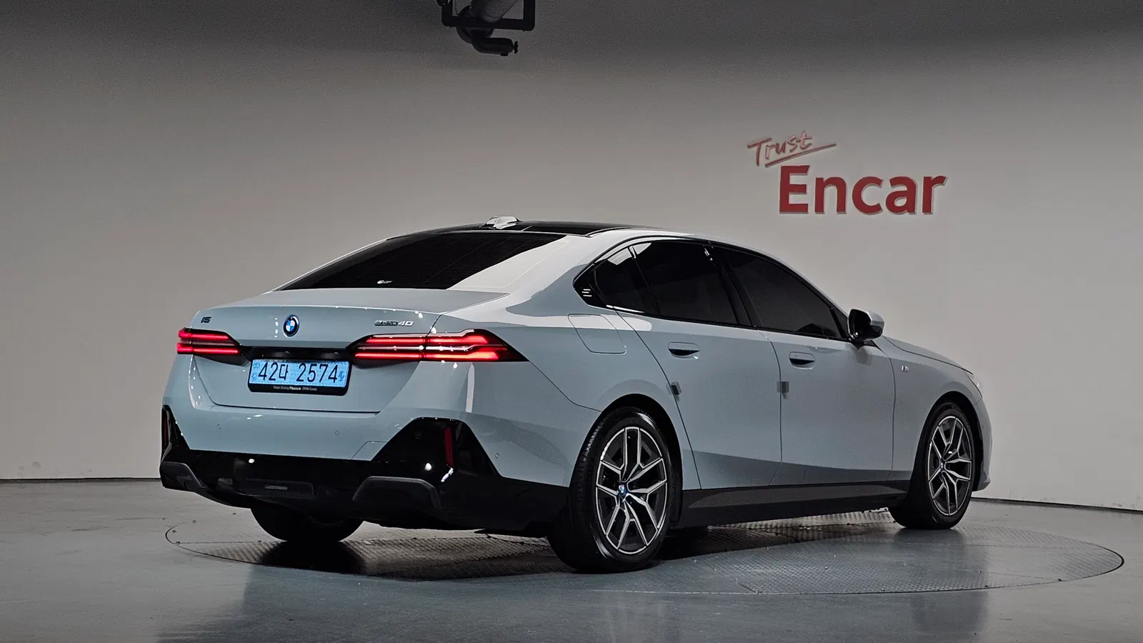 BMW i5 (G60) eDrive 40 M Sport 2025 — photo 1 sur 38