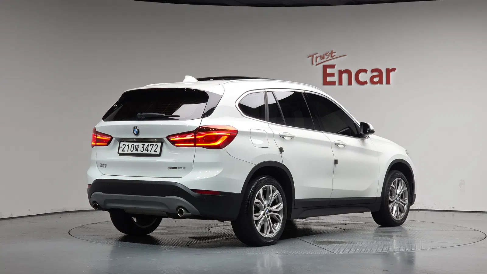 BMW X1 (F48) xDrive 18d Premium 2018 — photo 1 sur 36
