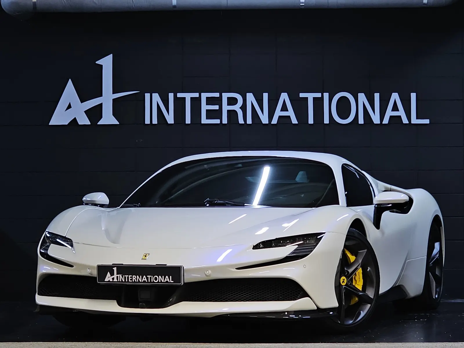 Ferrari SF90 Spyder 4.0 2022 — photo 1 sur 26