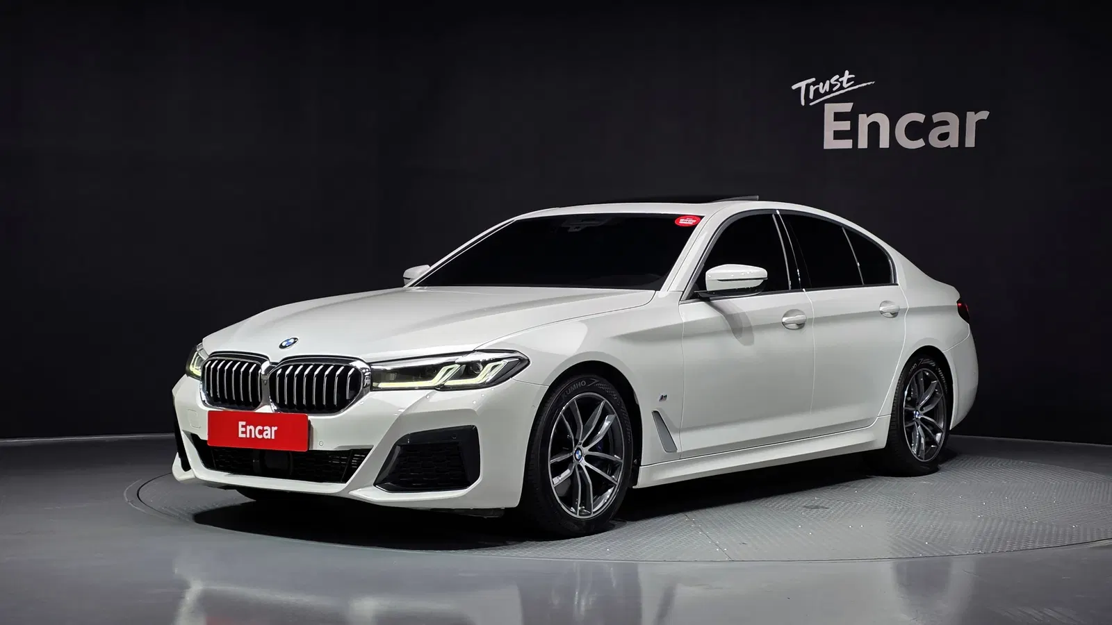 BMW Série 5 (G30) 523d xDrive M Sport 2023 — photo 1 sur 26