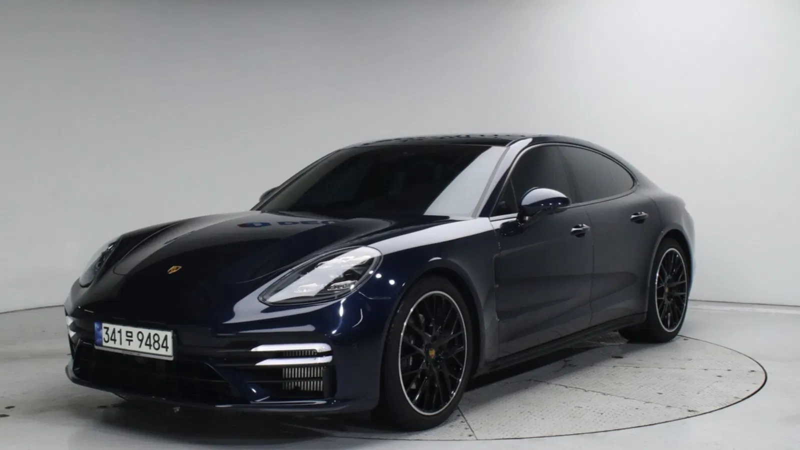 Porsche Panamera (971) 2.9 AWD 2021 — photo 1 sur 26