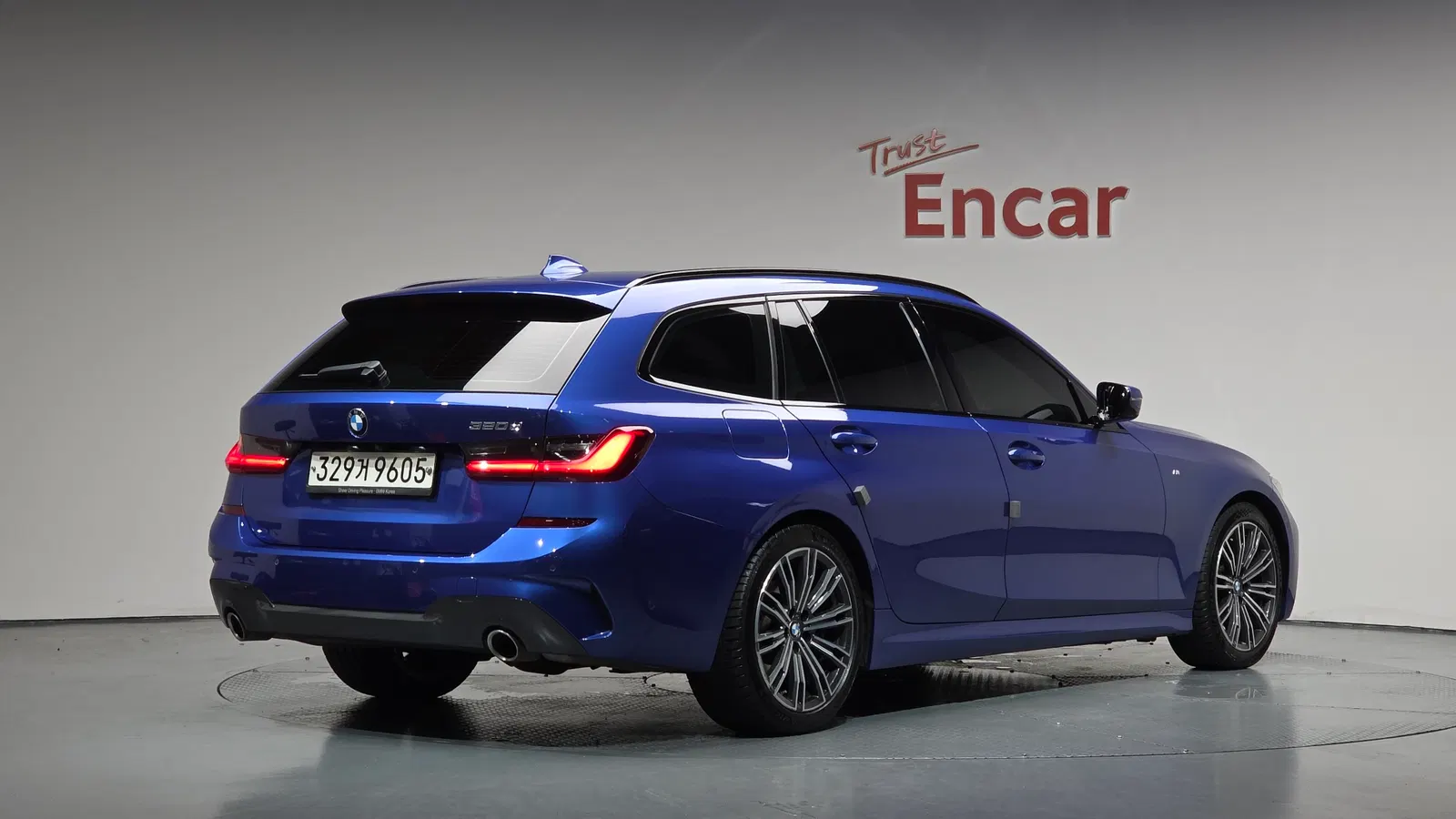 BMW Série 3 (G20) 320d Touring M Sport 2020 — photo 1 sur 37
