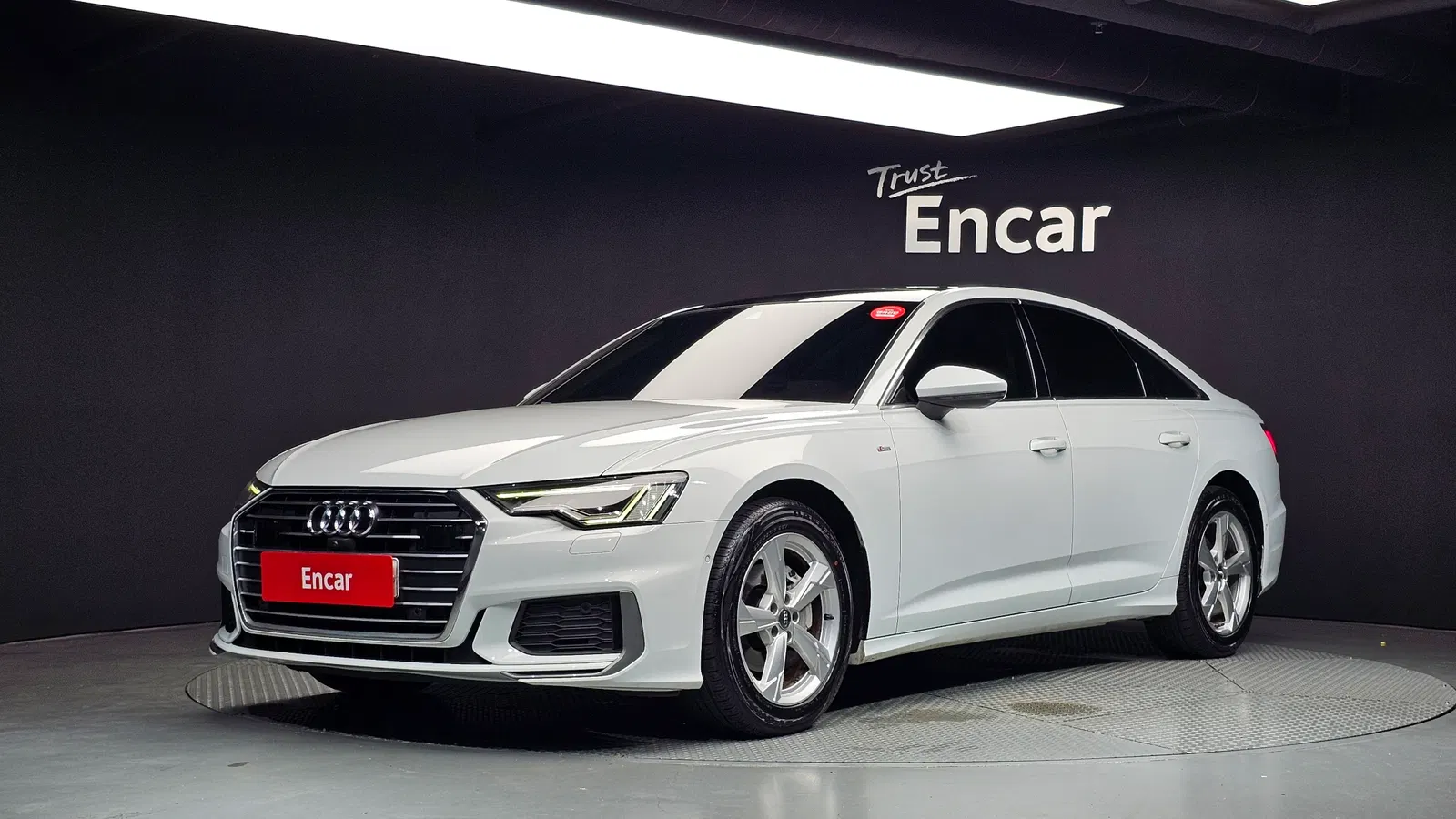 Audi A6 (C8) 40 TDI 2020 — photo 1 sur 34