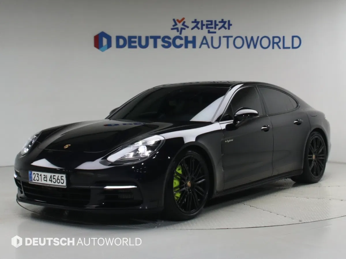 Porsche Panamera (971) 2.9 AWD E-Hybride 2020 — photo 1 sur 26