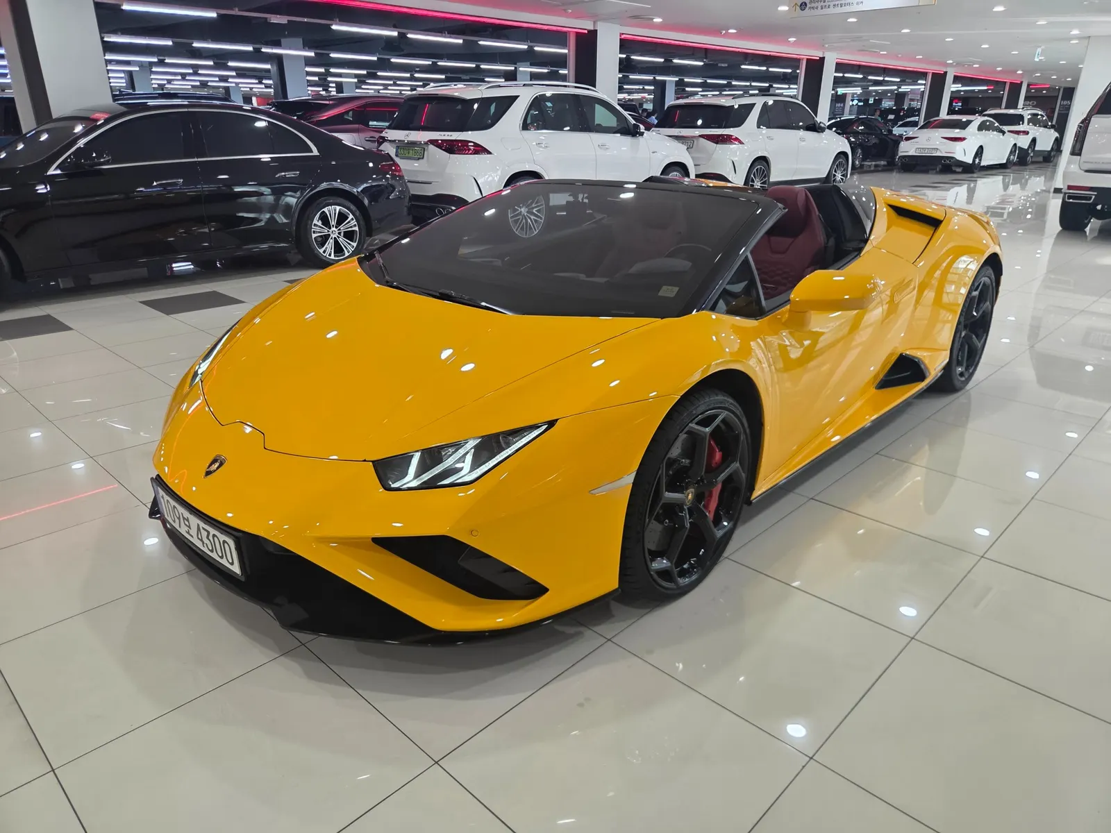 Lamborghini Huracán LP610-2 EVO Spyder 2022 — photo 1 sur 22