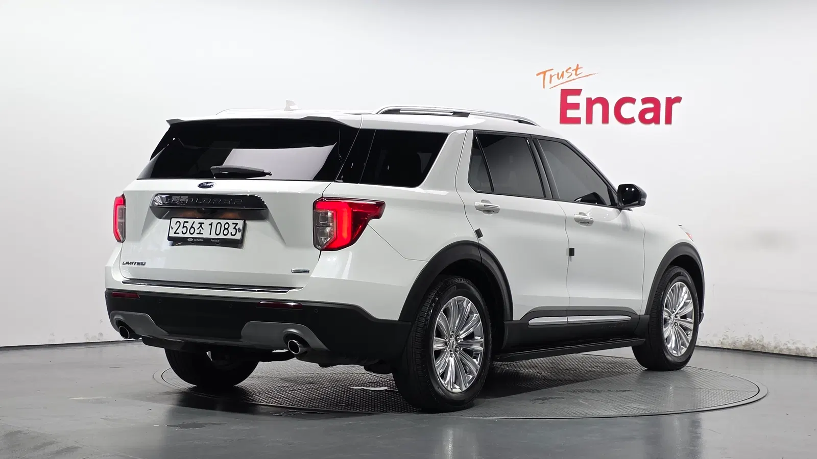 Ford Explorer 6e génération 2.3 Limited 4WD 2020 — photo 1 sur 8