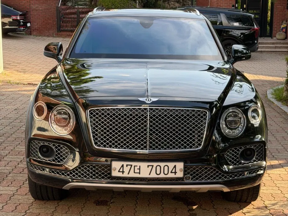 Bentley Bentayga 6.0 W12 2018 — photo 1 sur 13