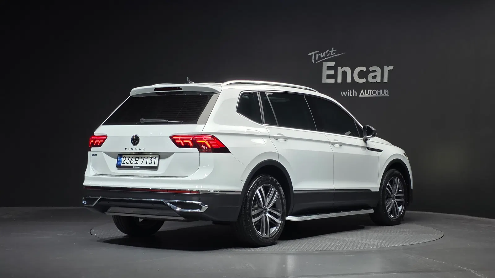 Volkswagen Tiguan Allspace 2.0 TSI Prestige 2023 — photo 1 sur 32