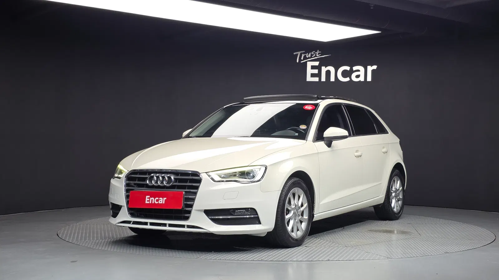 Audi A3 25 TDI Dynamic Sportback 2015 — photo 1 sur 20