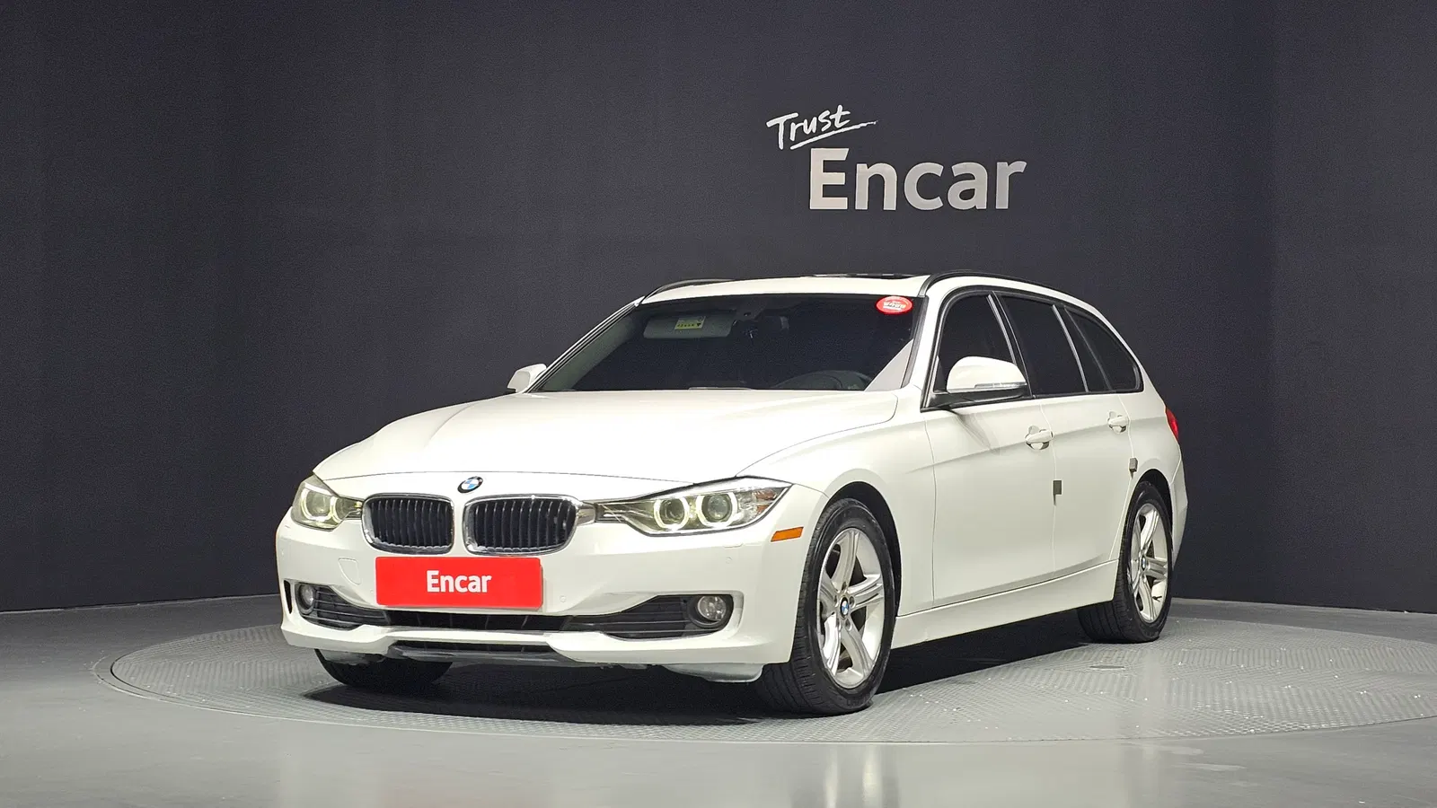BMW Série 3 (F30) 320d Touring 2013 — photo 1 sur 25