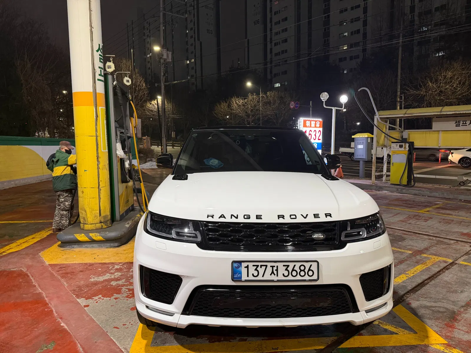 Land Rover Range Rover Sport 2e génération 3.0 SDV6 AB Dynamic 2019 — photo 1 sur 25