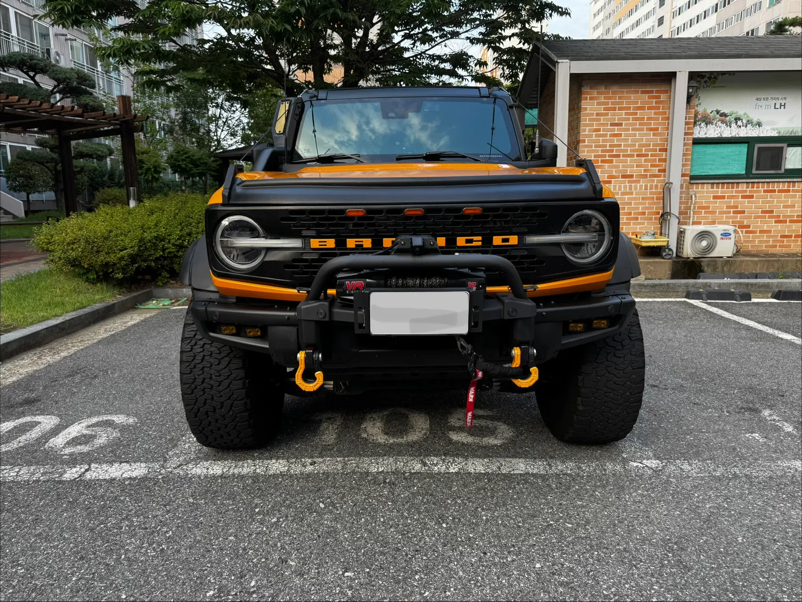 Ford Bronco 6e génération 2.7 Outer Banks 2022 — photo 1 sur 25