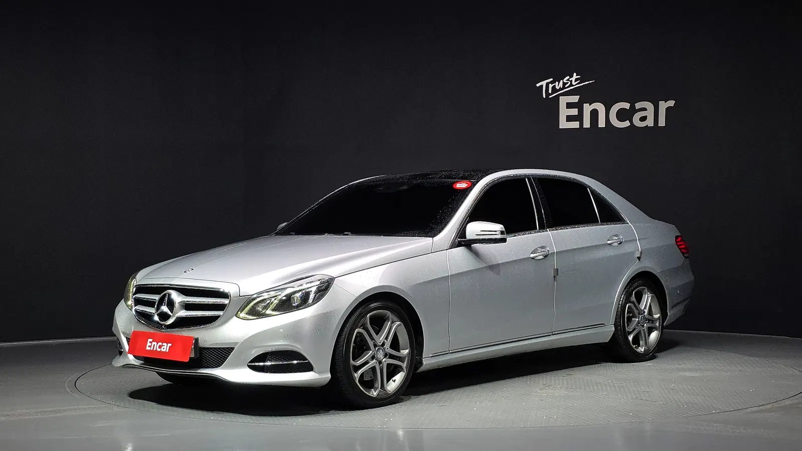 Mercedes-Benz Classe E E250 BlueTEC 4MATIC Avantgarde (W212) 2016 — photo 1 sur 20
