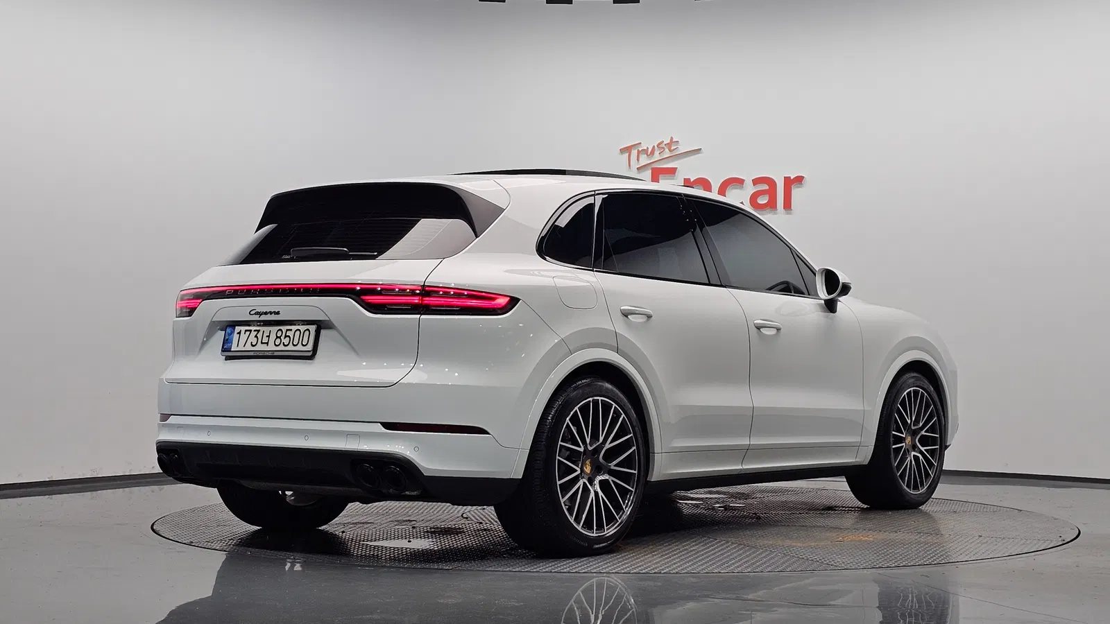 Porsche Cayenne (PO536) 3.0 2021 — photo 1 sur 37