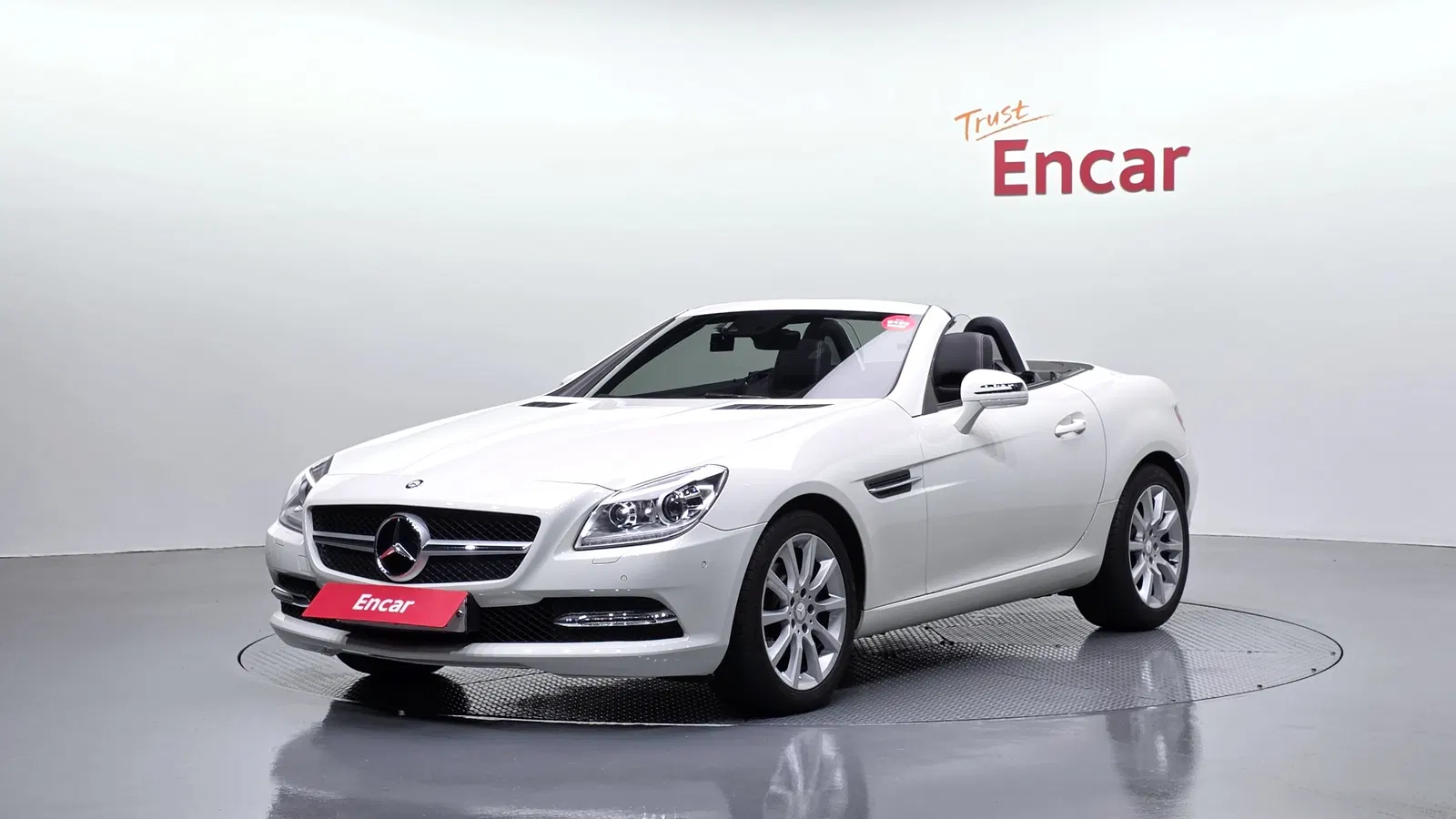 Mercedes-Benz SLK 200 BlueEFFICIENCY 2013 — photo 1 sur 20