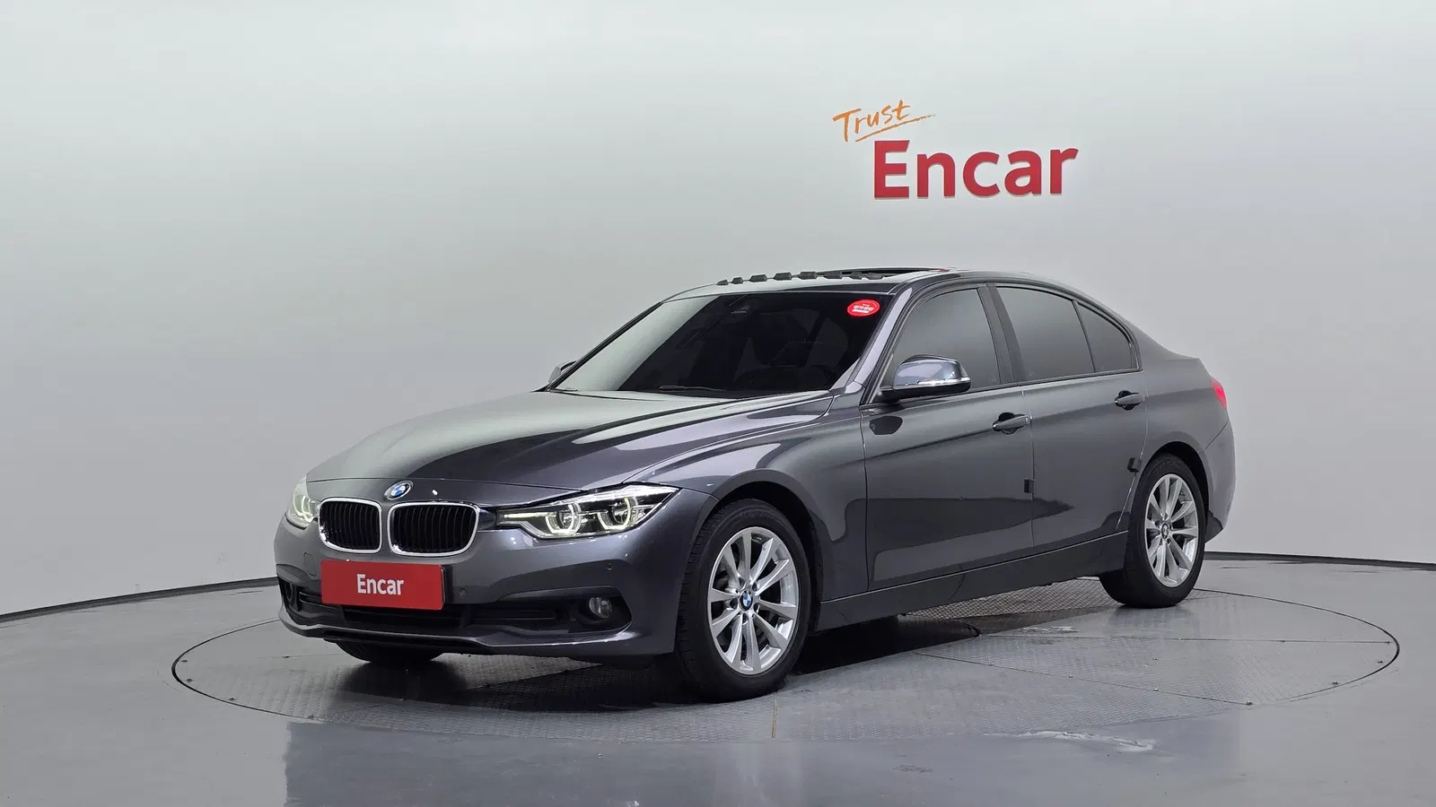 BMW Série 3 (F30) 320d 2018 — photo 1 sur 8