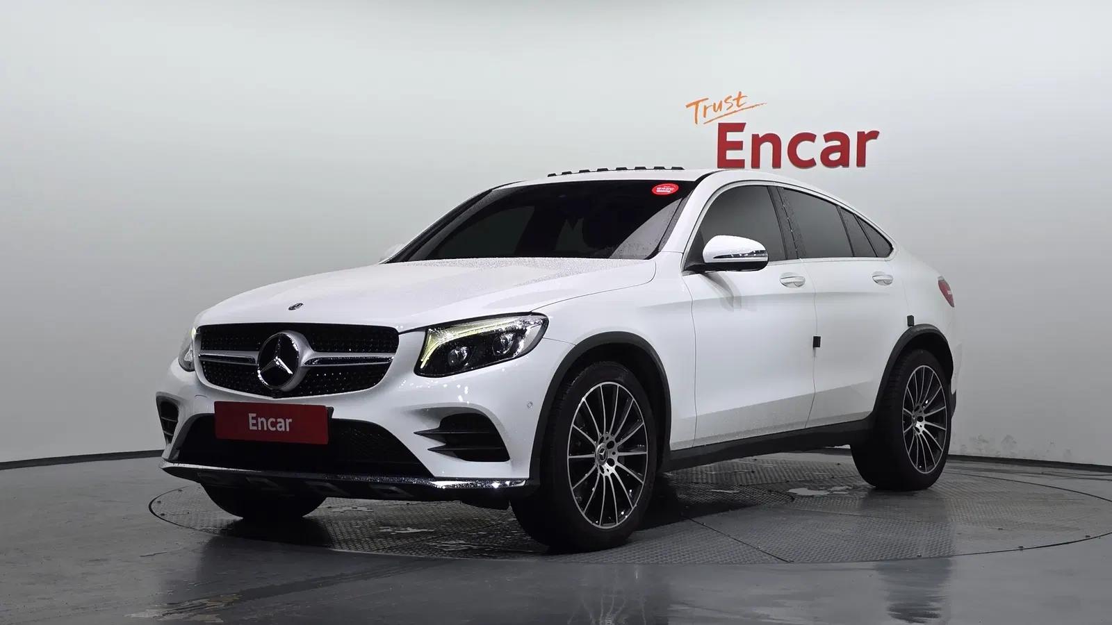 Mercedes-Benz GLC AMG Line · GLC300 4MATIC Coupé (X253) 2019 — photo 1 sur 20