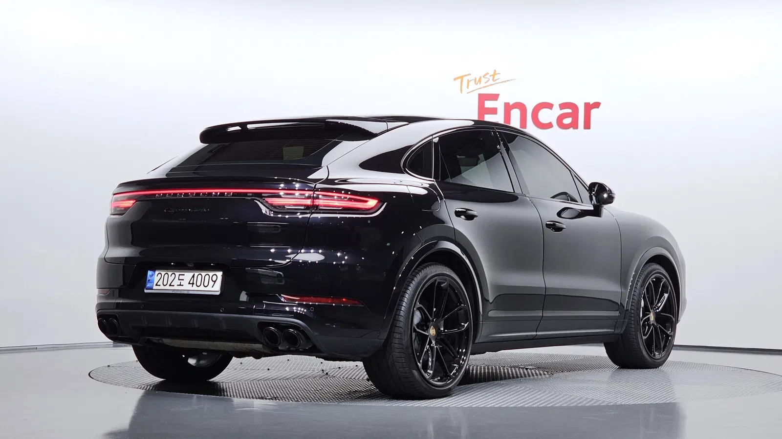 Porsche Cayenne (PO536) 4.0 Turbo Coupé 2020 — photo 1 sur 33