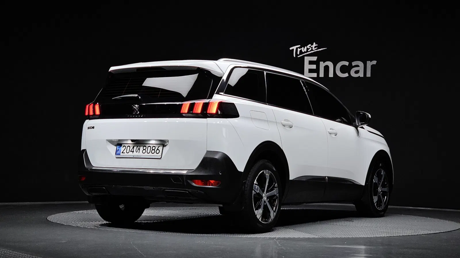 Peugeot 5008 2e génération 1.6 BlueHDi Allure 2018 — photo 1 sur 32