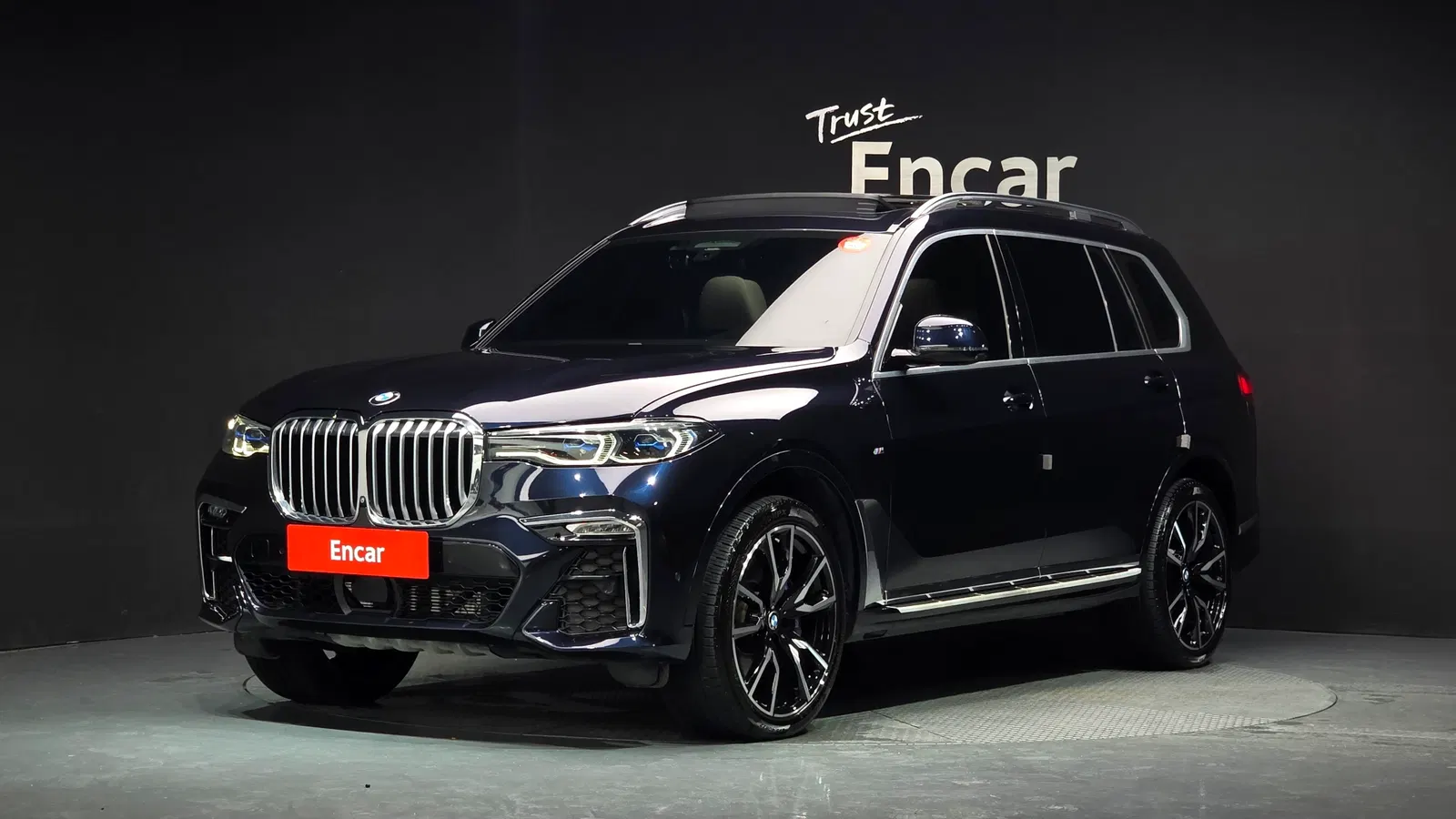 BMW X7 (G07) xDrive 40i M Sport 6 places 2021 — photo 1 sur 33