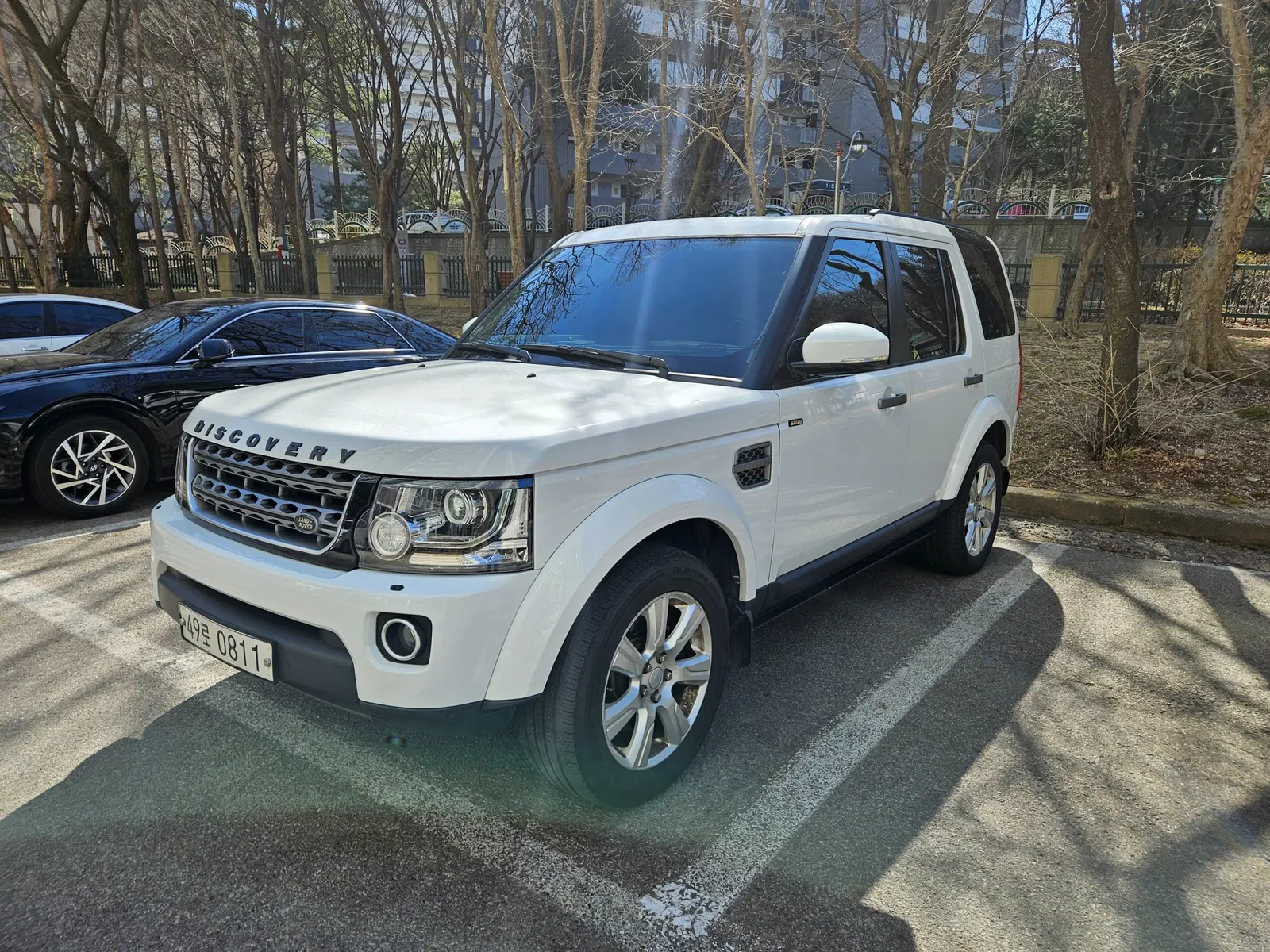 Land Rover Discovery 4 3.0 SDV6 SE 2016 — photo 1 sur 26