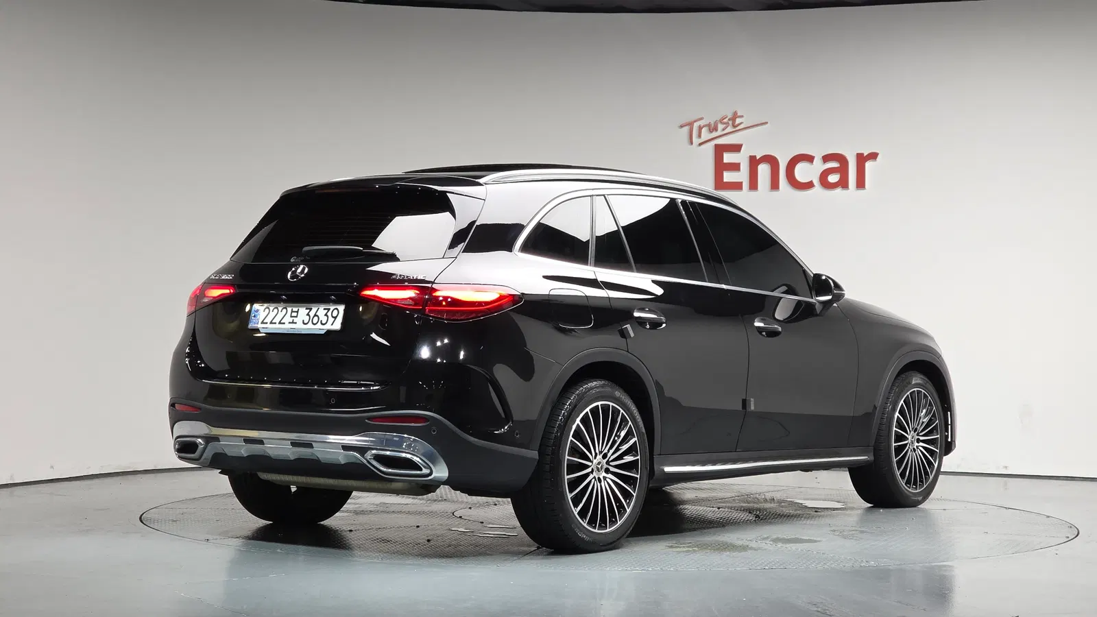 Mercedes-Benz GLC AMG Line · GLC300 4MATIC (X254) 2024 — photo 1 sur 44