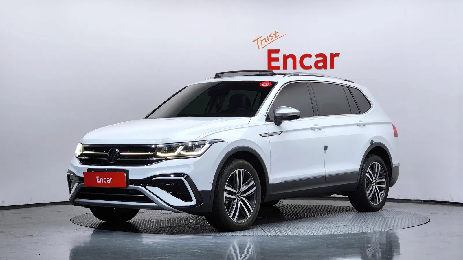 Volkswagen Tiguan Allspace 2.0 TSI Prestige 2023 — photo 1 sur 39