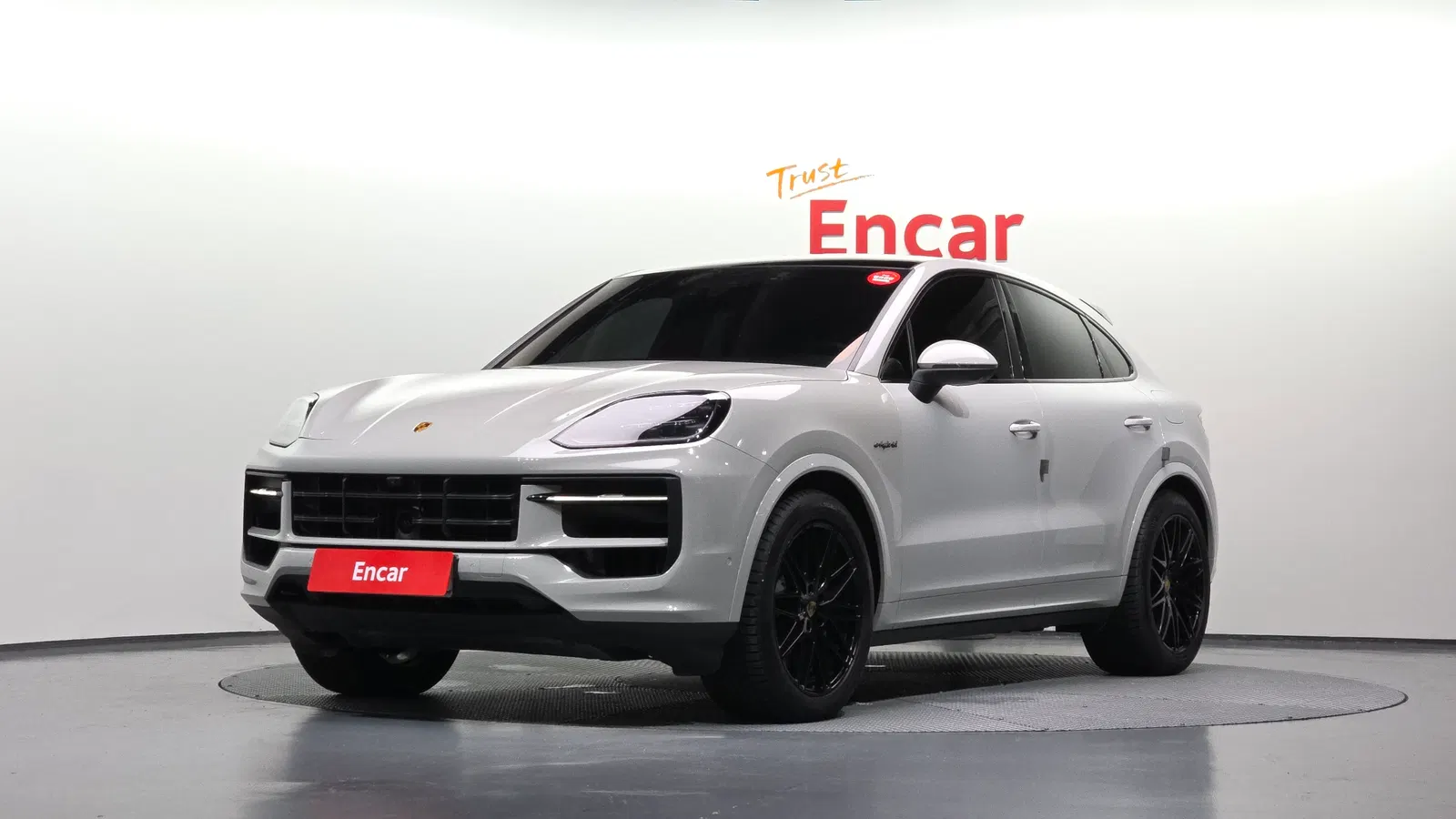 Porsche Cayenne (PO536) 3.0 E-Hybride Coupé 2024 — photo 1 sur 26