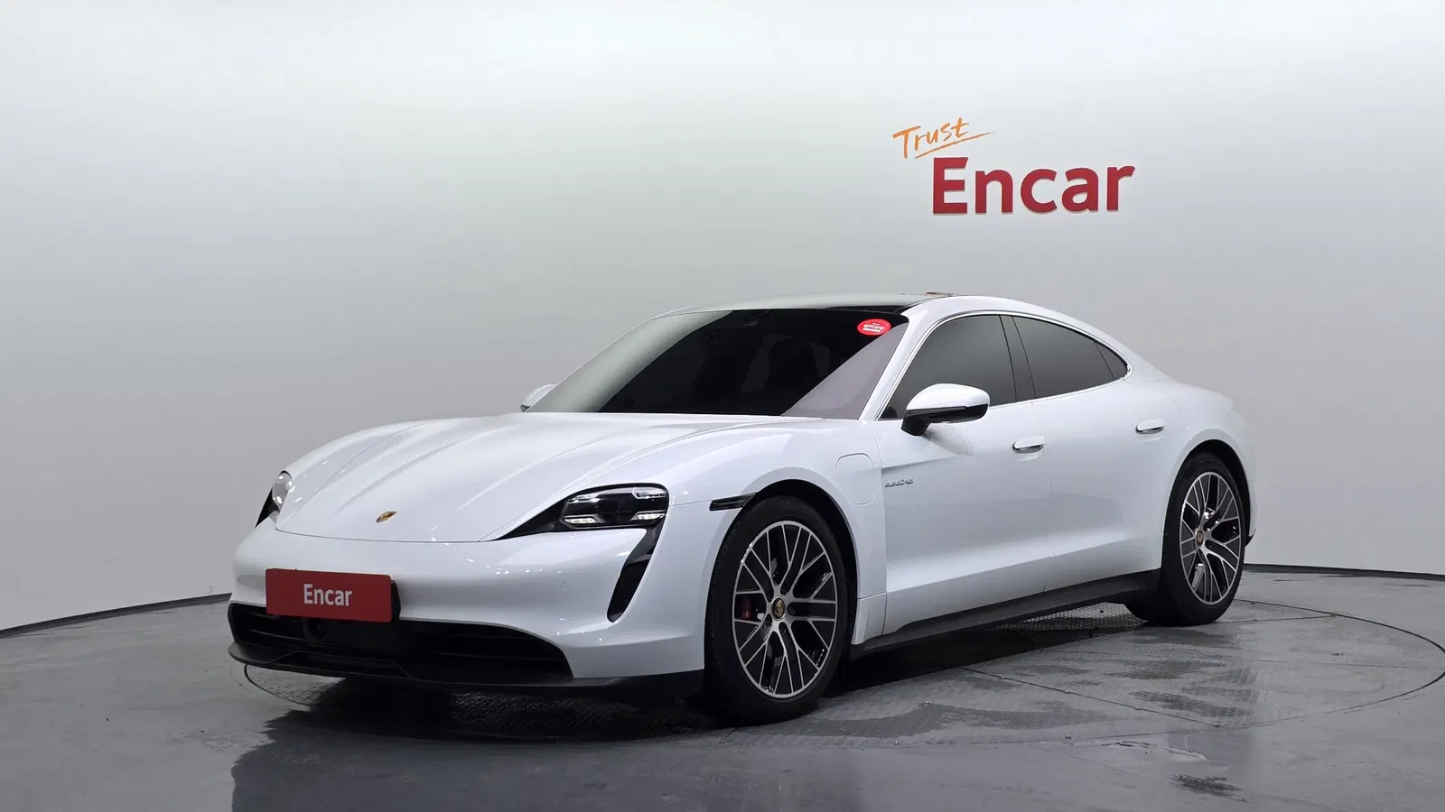 Porsche Taycan 4S 2021 — photo 1 sur 35