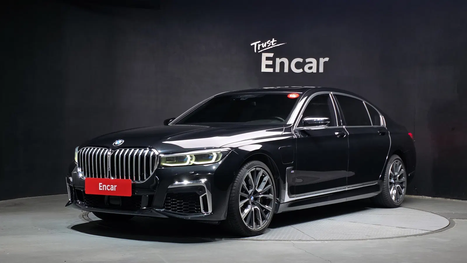 BMW Série 7 (G11) 745Le iPerformance M Sport 2020 — photo 1 sur 40
