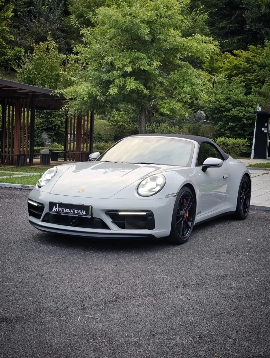Porsche 911 (992) Carrera 4 GTS Cabriolet 2024 — photo 1 sur 26