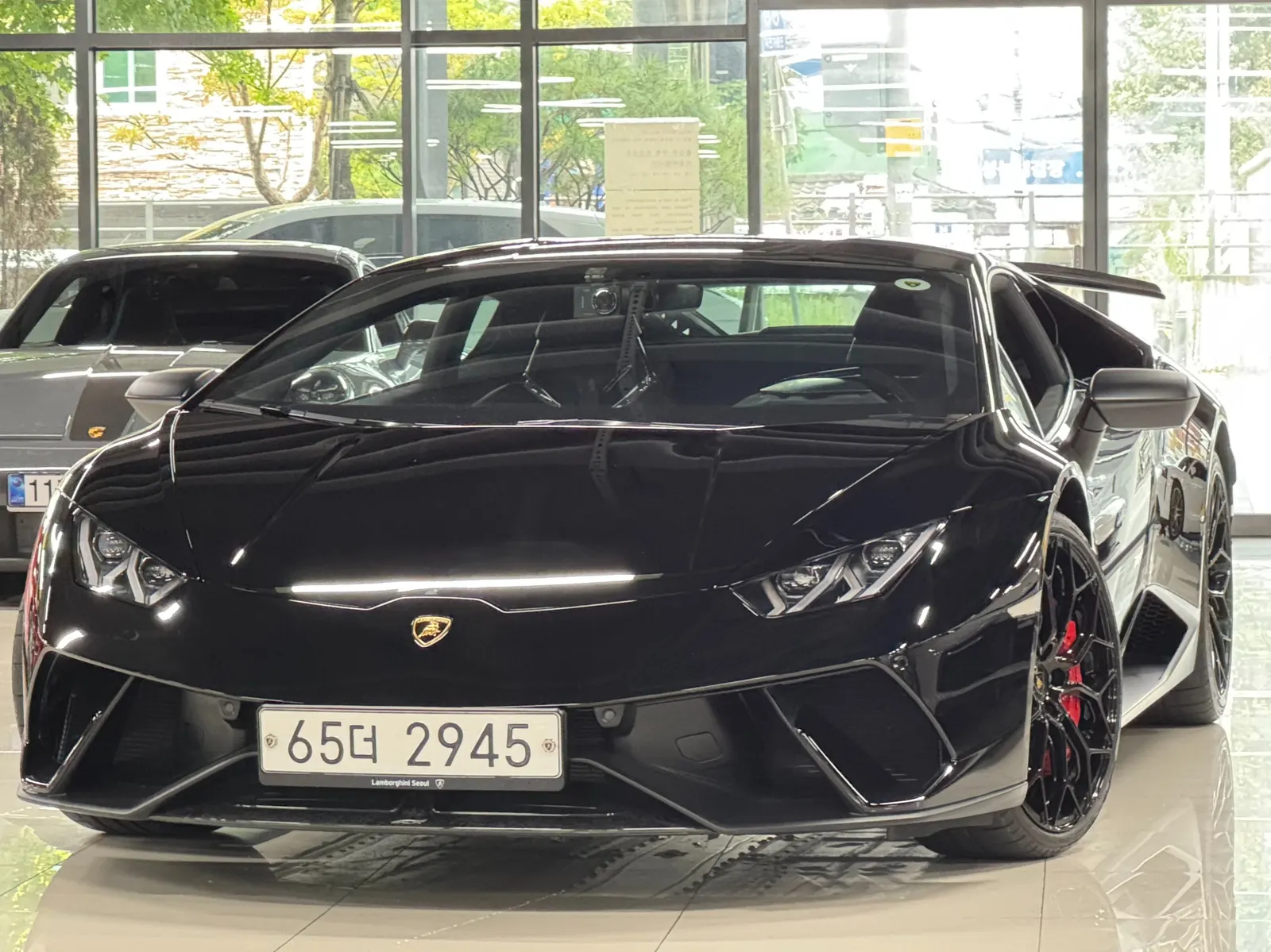 Lamborghini Huracán LP640-4 Performante 2018 — photo 1 sur 23