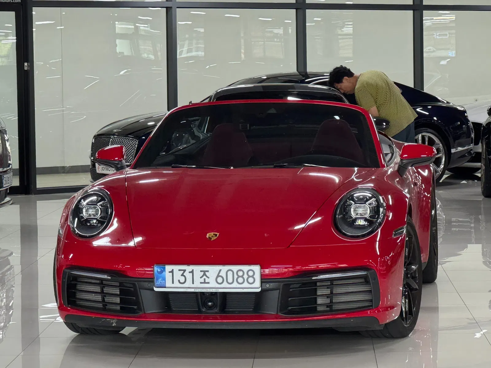 Porsche 911 (992) Carrera Cabriolet 2024 — photo 1 sur 22