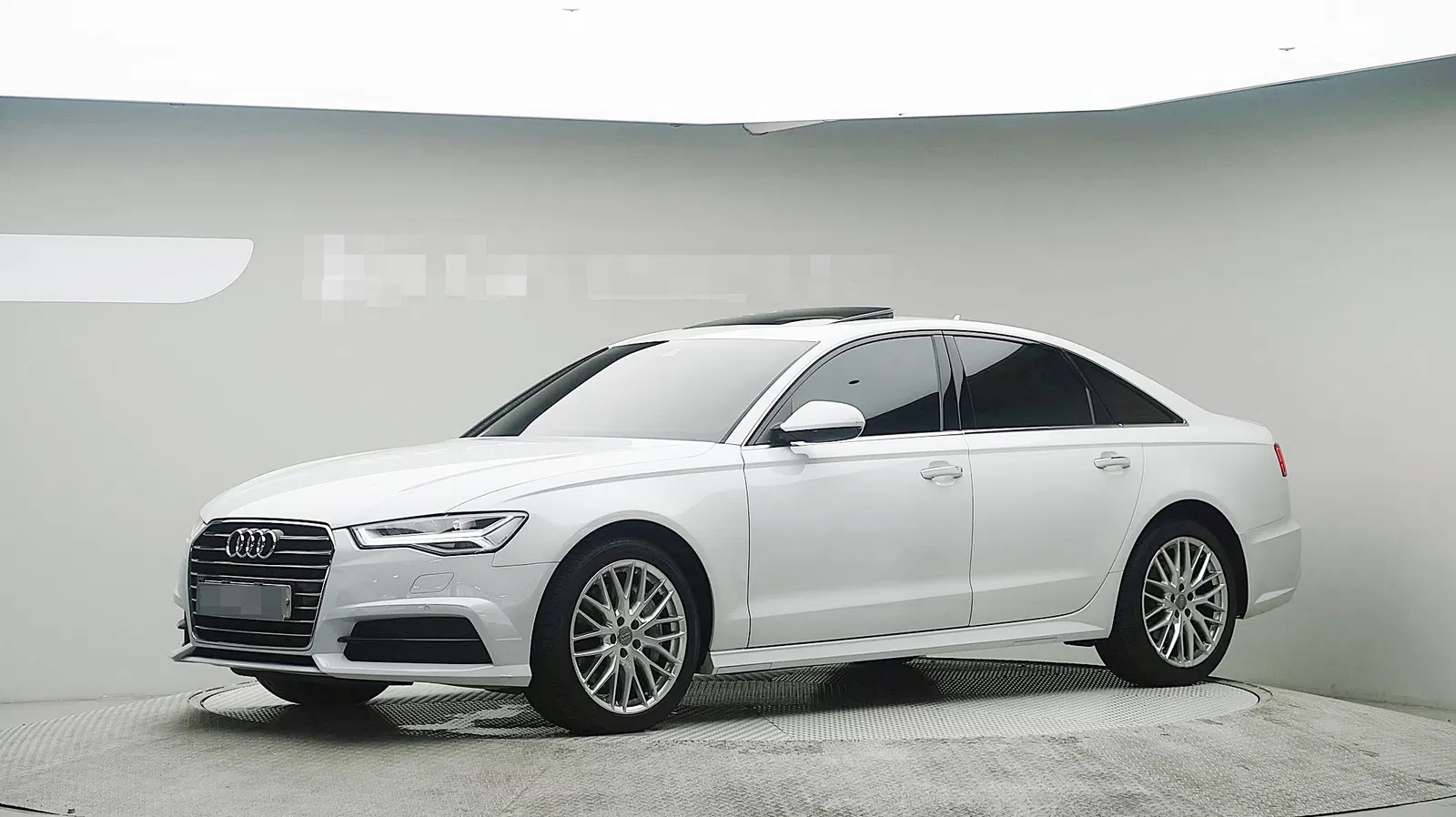Audi A6 40 TFSI Premium 2018 — photo 1 sur 26
