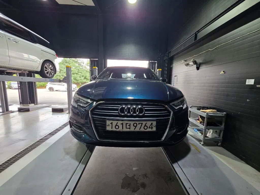 Audi A3 40 TFSI 2020 — photo 1 sur 26