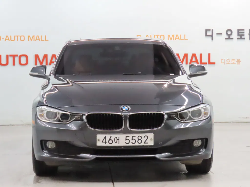 BMW Série 3 (F30) 320d xDrive 2015 — photo 1 sur 8
