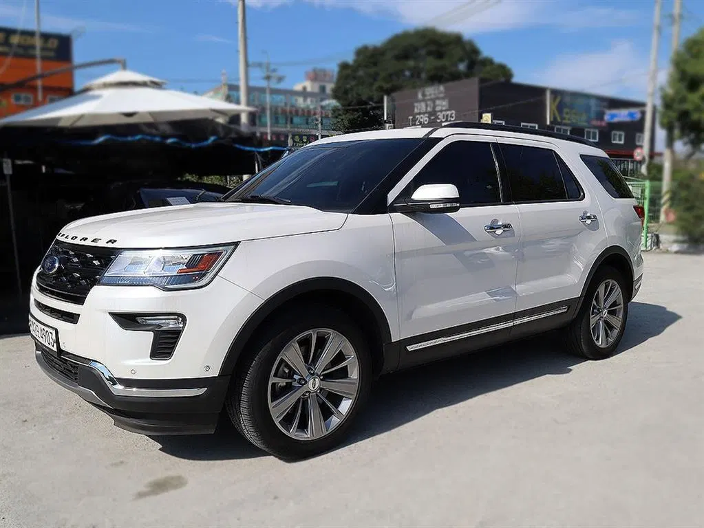 Ford Explorer 2.3 Limited 4WD 2018 — photo 1 sur 25