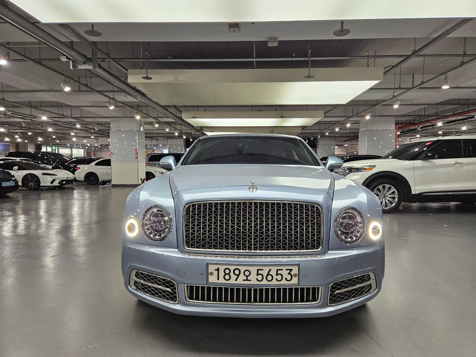 Bentley Mulsanne 6.8 2017 — photo 1 sur 25