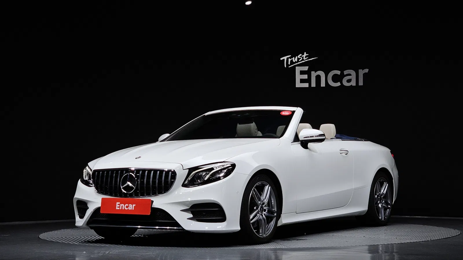 Mercedes-Benz Classe E E220d Cabriolet (W213) 2020 — photo 1 sur 20
