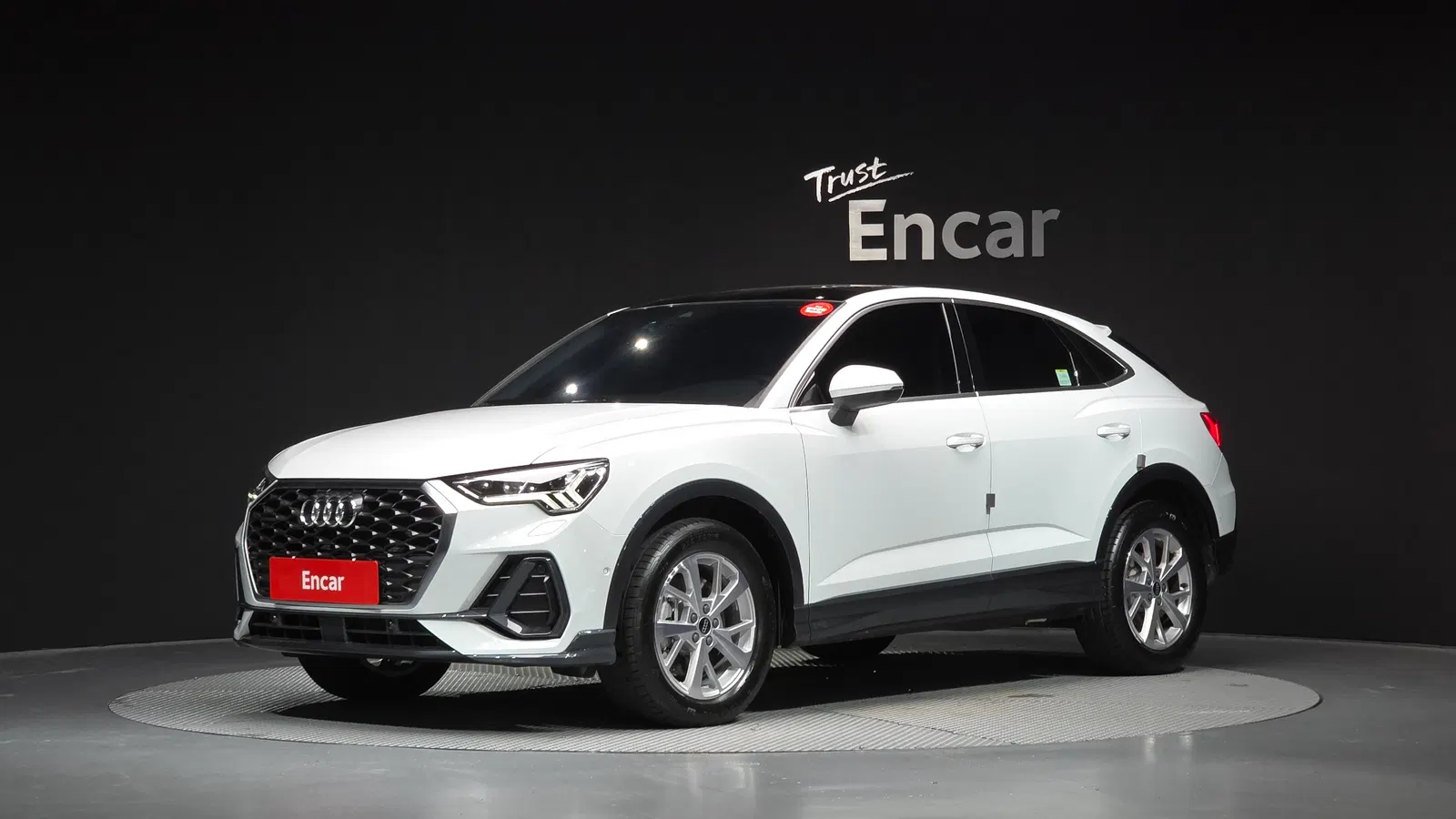 Audi Q3 (F3) 40 TFSI Quattro Sportback 2024 — photo 1 sur 31