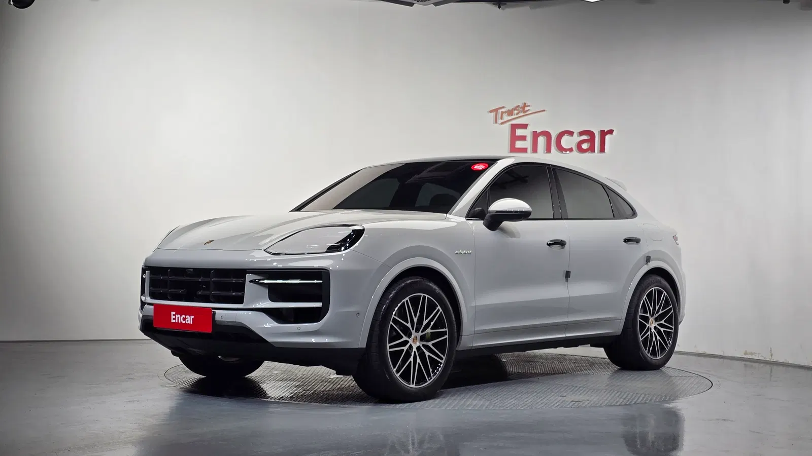 Porsche Cayenne (PO536) 3.0 E-Hybride Coupé 2025 — photo 1 sur 42