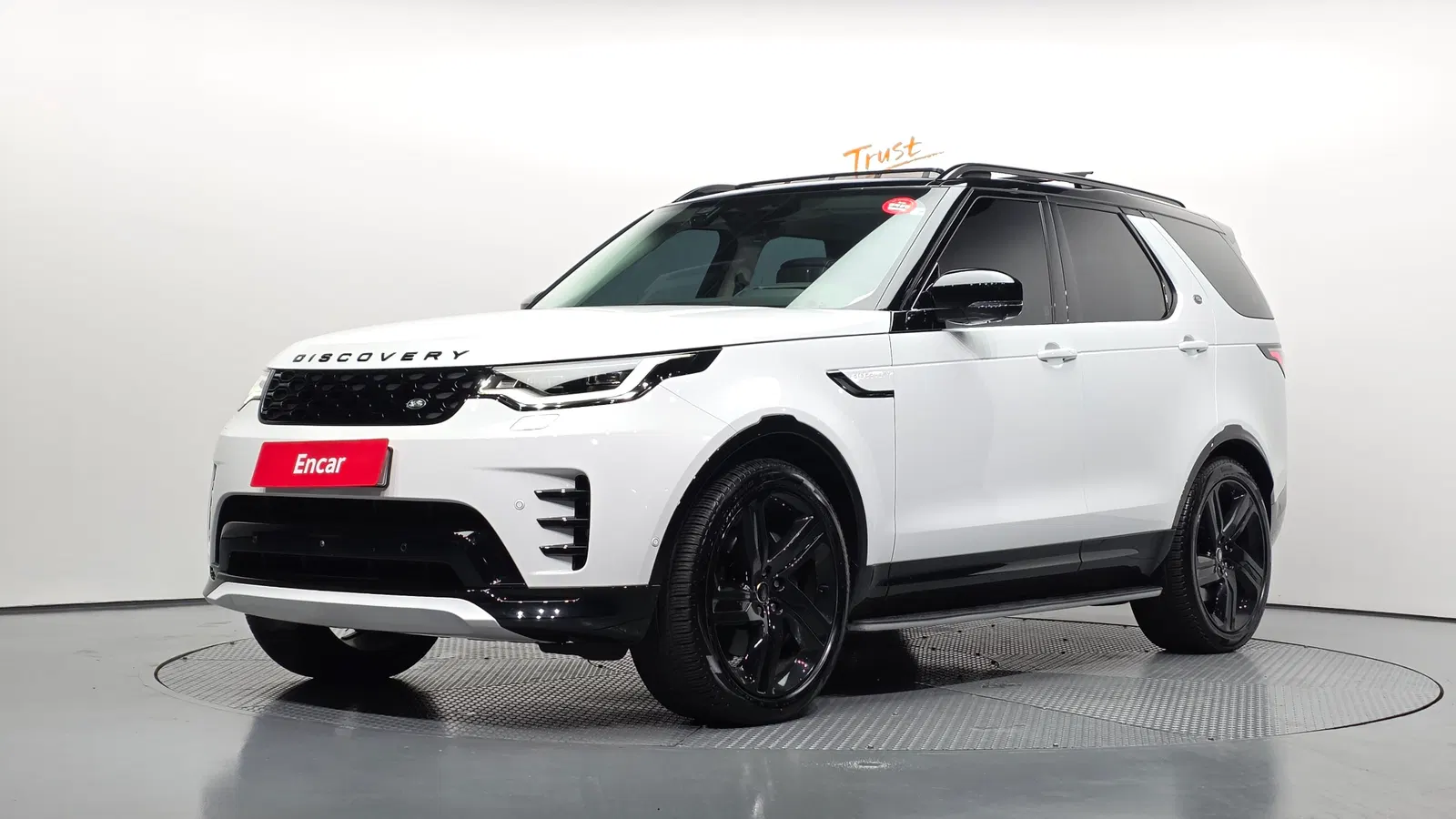 Land Rover Discovery 5 D350 Dynamic HSE 2025 — photo 1 sur 39