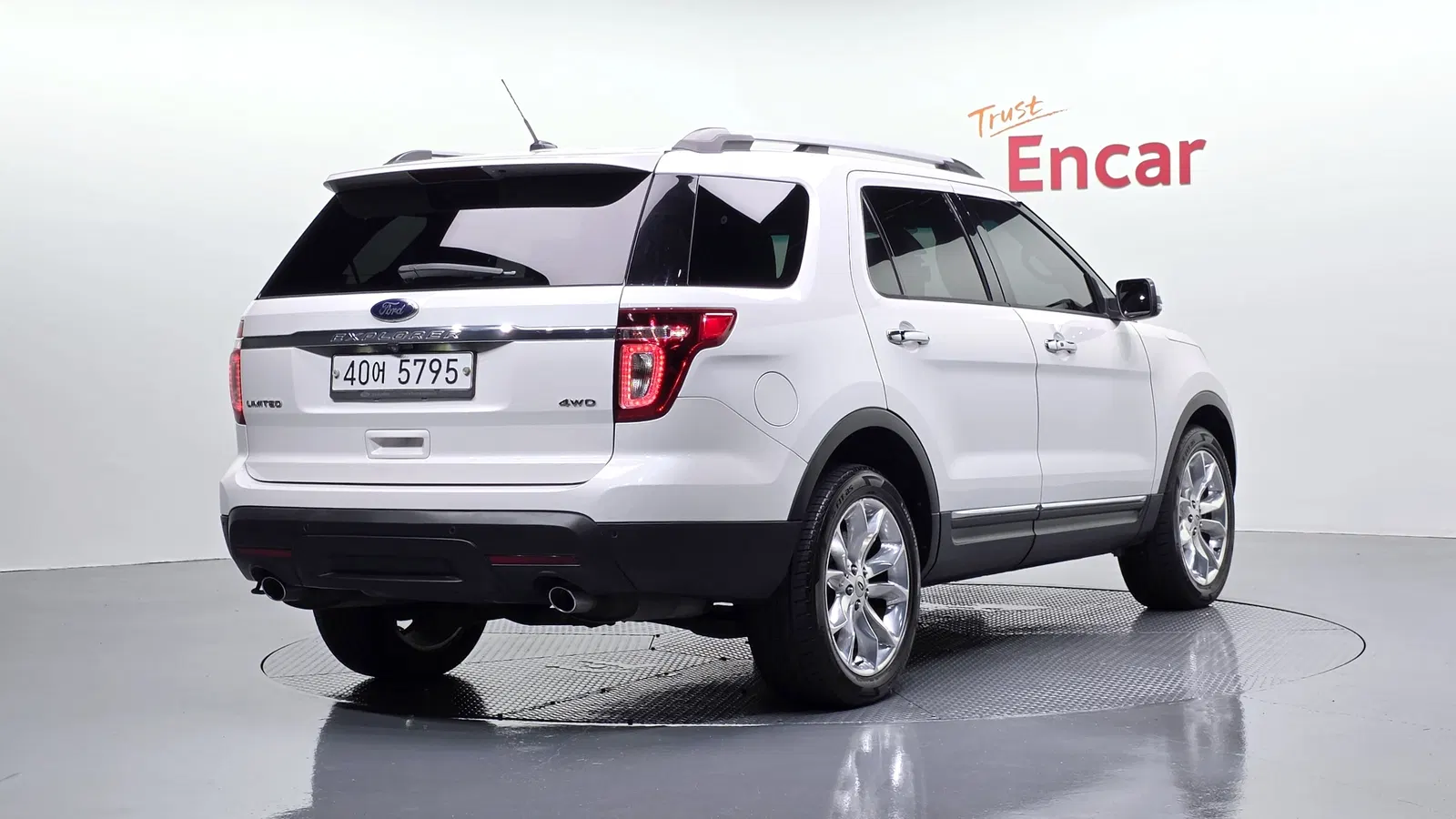 Ford Explorer 3.5 Limited 4WD 2014 — photo 1 sur 34