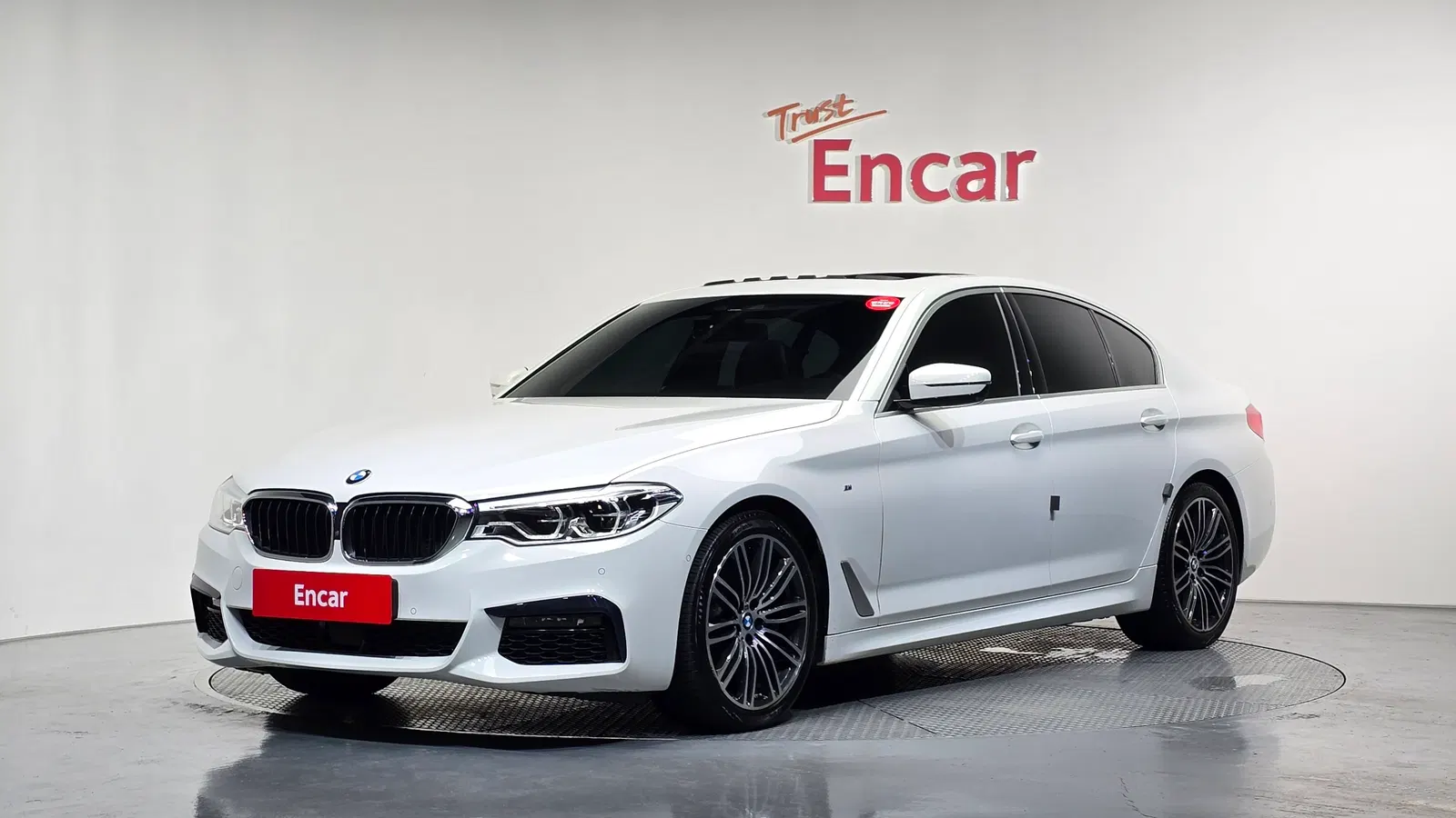 BMW Série 5 (G30) 530i xDrive M Sport Plus 2019 — photo 1 sur 32