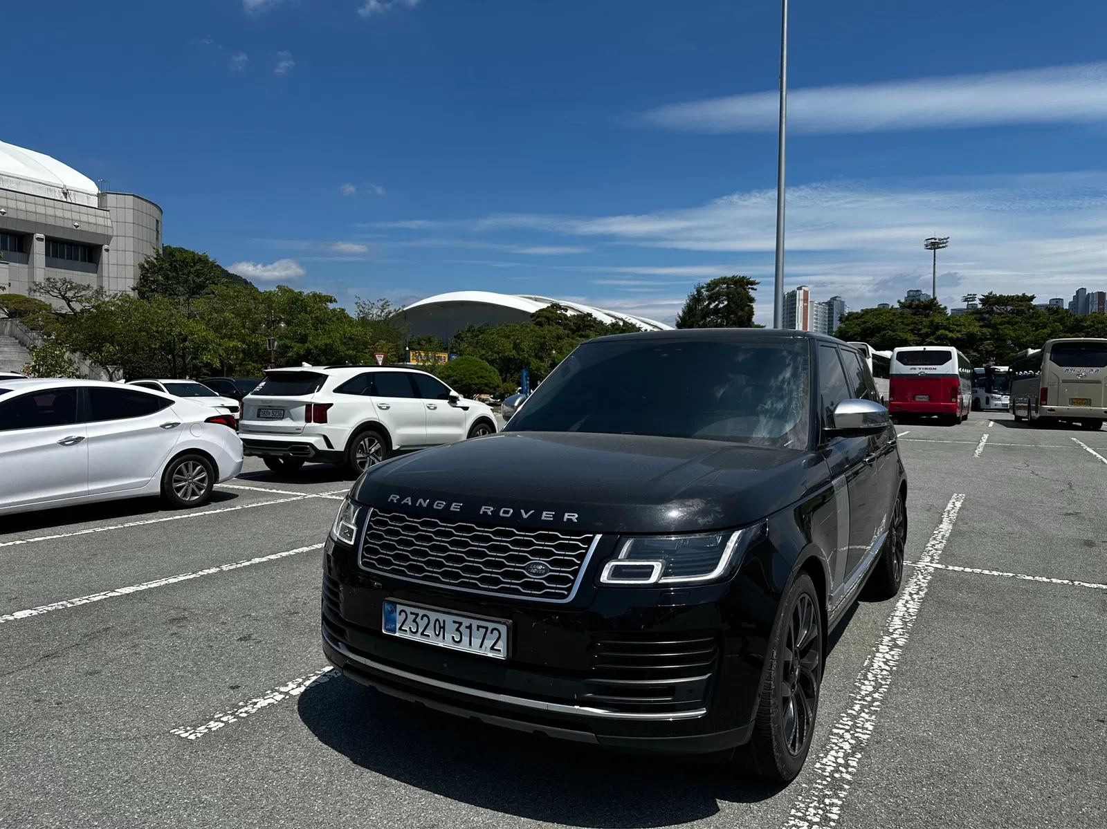 Land Rover Range Rover 4e génération 4.4 SDV8 Vogue SE Diesel 2018 — photo 1 sur 20