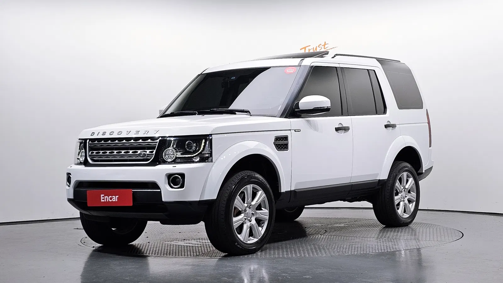 Land Rover Discovery 4 3.0 SDV6 SE 2016 — photo 1 sur 20