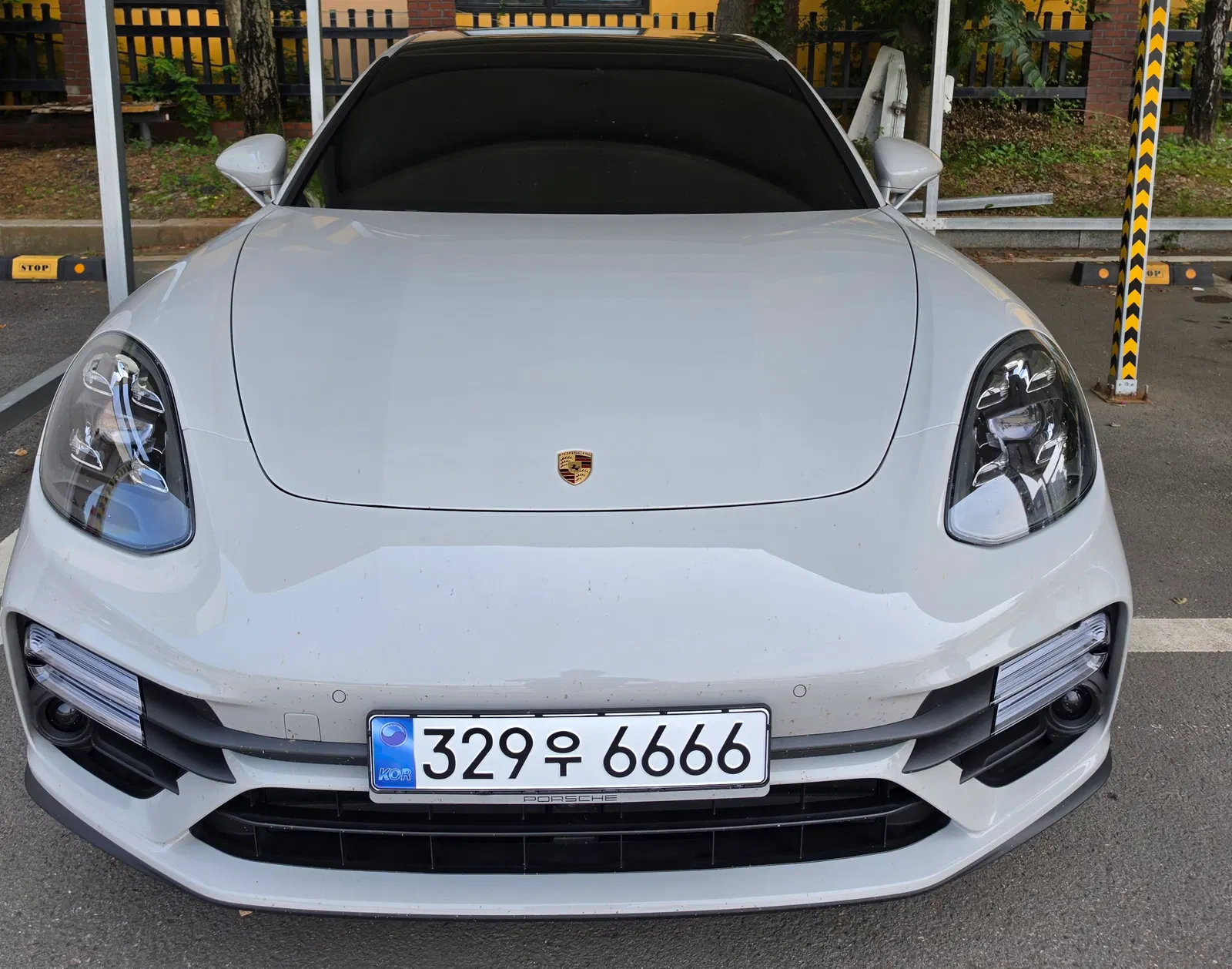Porsche Panamera (971) 4.0 Turbo S 2023 — photo 1 sur 10