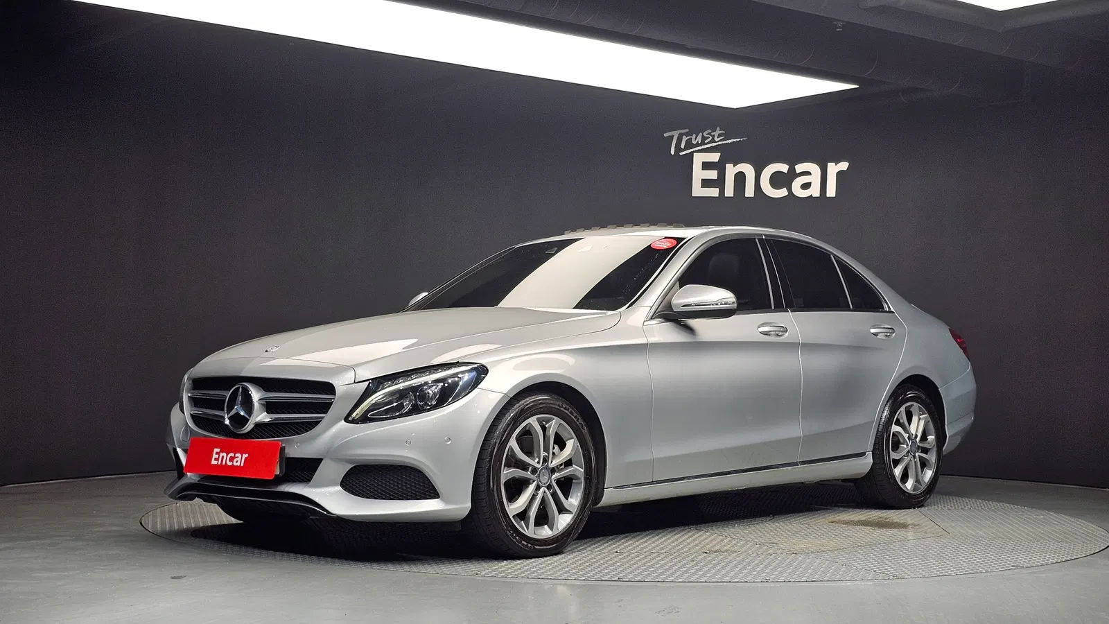 Mercedes-Benz Classe C C220 d Avantgarde (W205) 2016 — photo 1 sur 26
