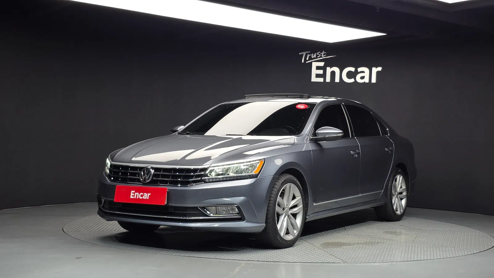 Volkswagen Passat 2.0 TSI 2018 — photo 1 sur 20