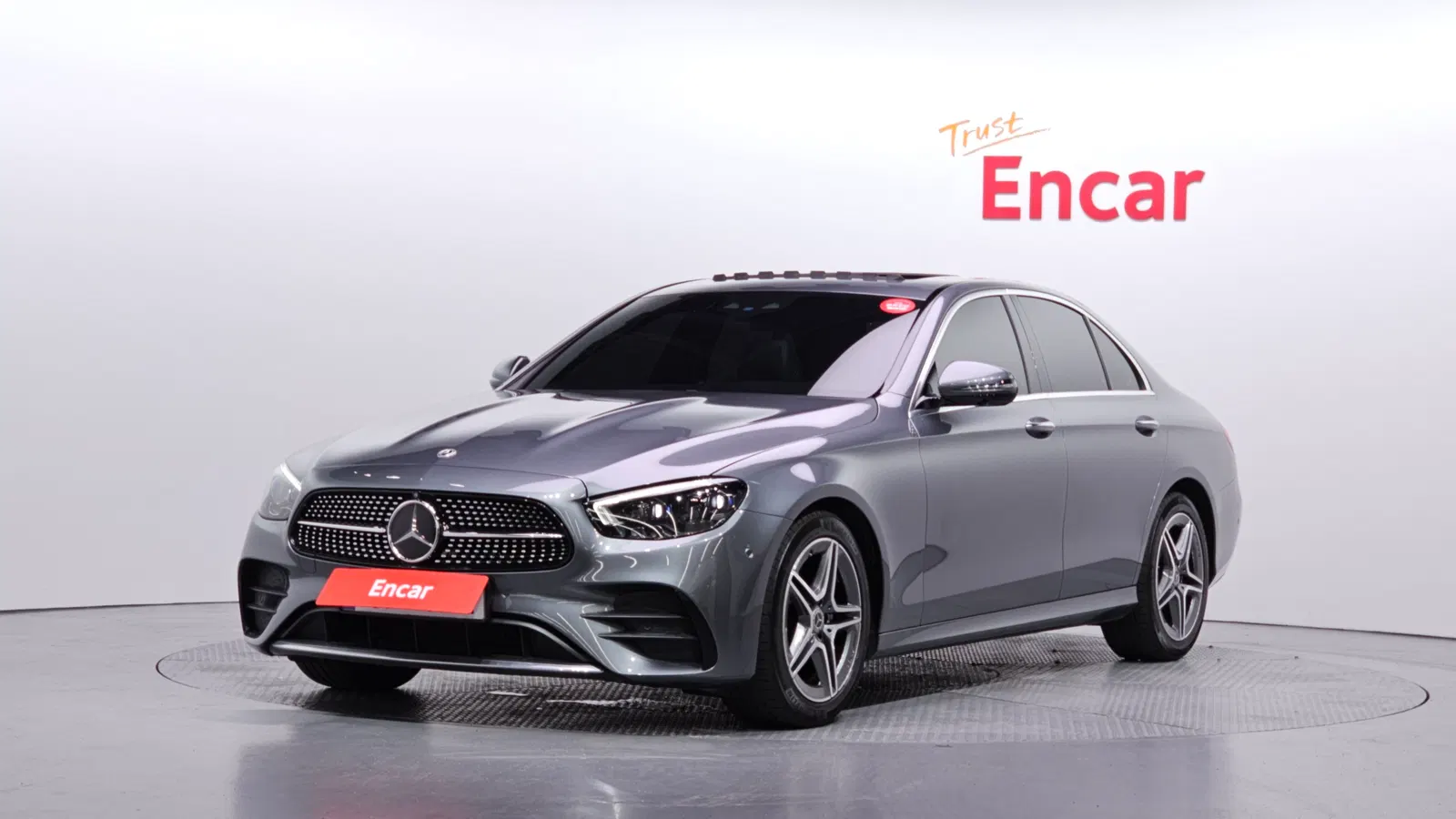 Mercedes-Benz Classe E AMG Line · E250 (W213) 2023 — photo 1 sur 44